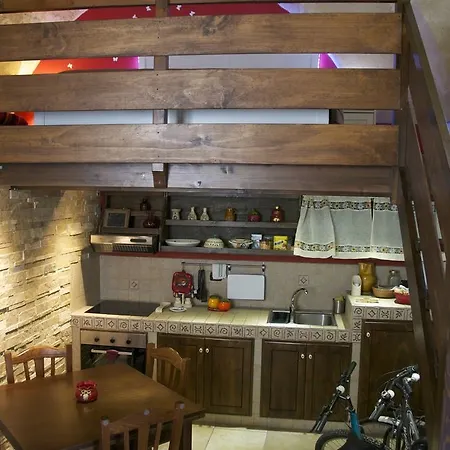 Isola Dello Stampatore Apartment *